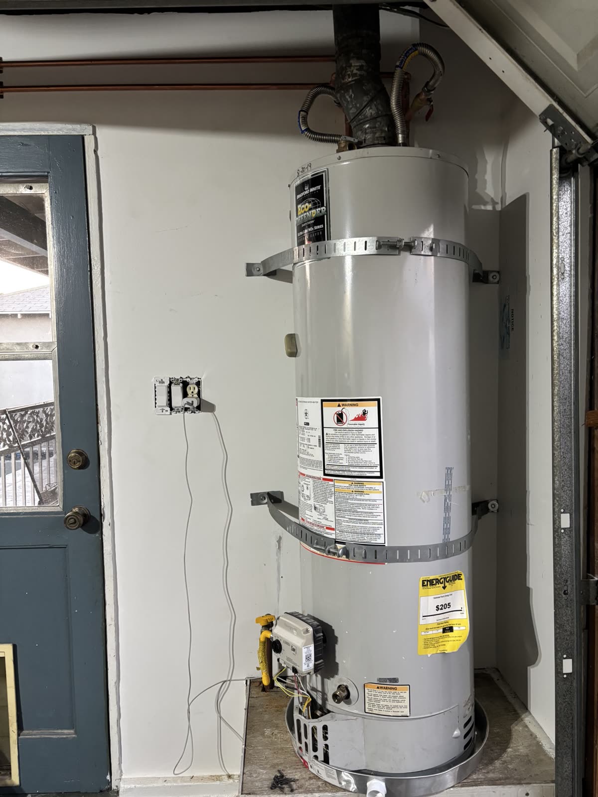 Water Heater Installation / 热水器安装